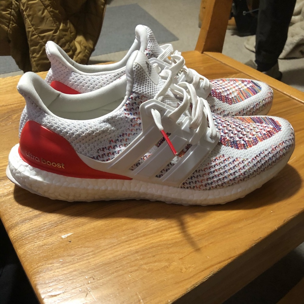 Multicolor ultraboost